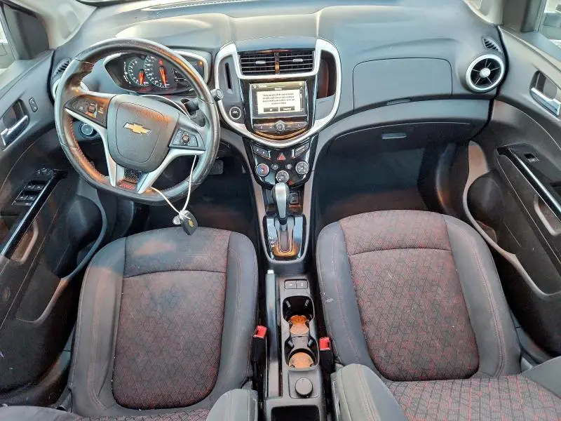 2017 CHEVROLET SONIC LT  