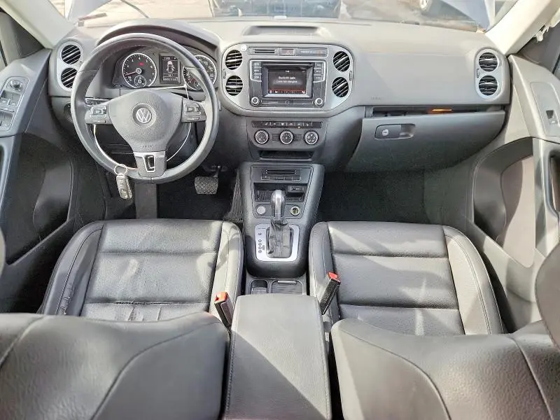 2016 VOLKSWAGEN TIGUAN S  
