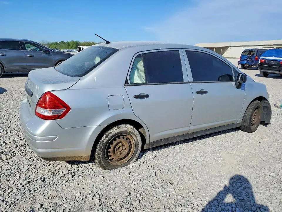 2010 NISSAN VERSA 1.6 BASE  