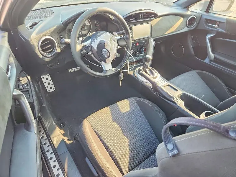 2017 TOYOTA 86 BASE  