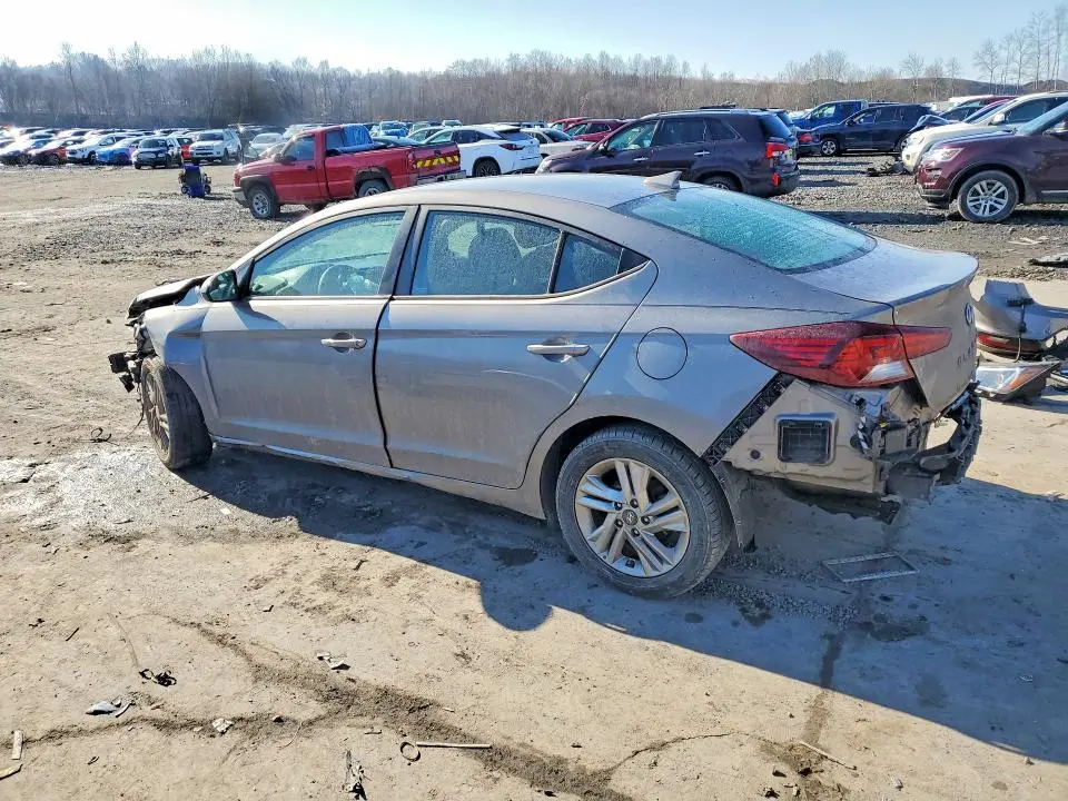 2020 HYUNDAI ELANTRA SEL  