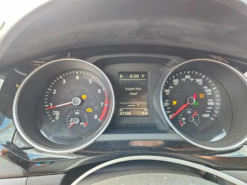 2016 VOLKSWAGEN JETTA SPORT  