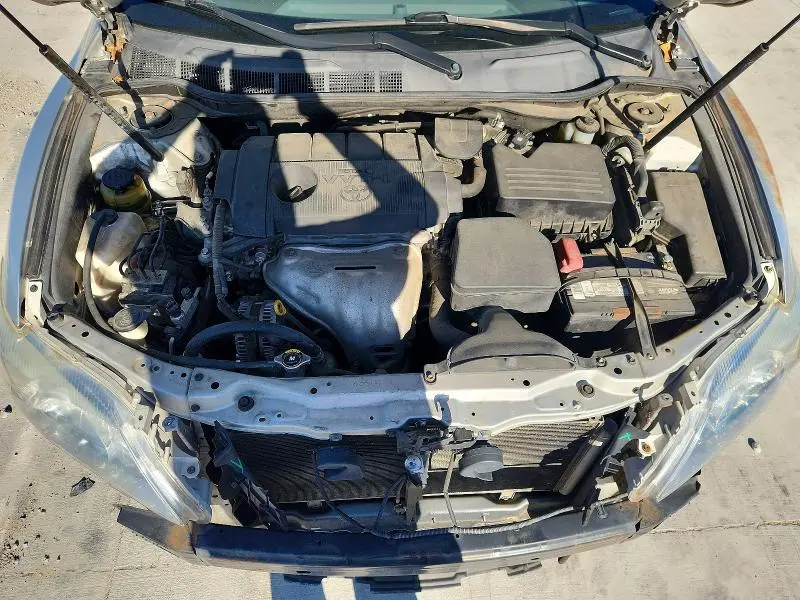 2011 TOYOTA CAMRY LE  