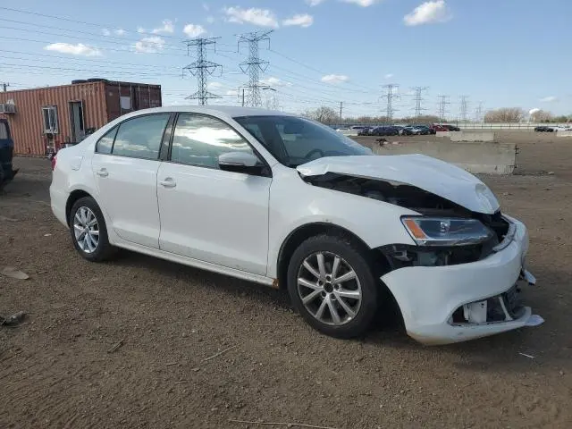 2011 VOLKSWAGEN JETTA SE  