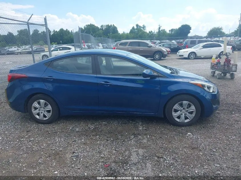 2016 HYUNDAI ELANTRA SE