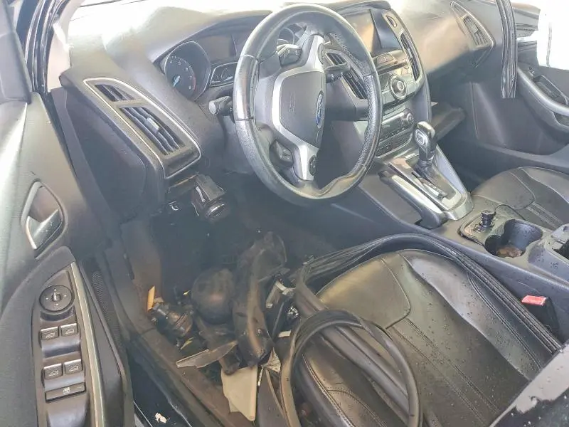 2012 FORD FOCUS TITANIUM  
