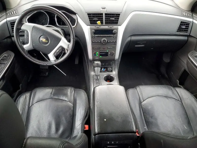 2011 CHEVROLET TRAVERSE LT  