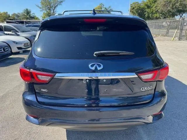 2020 INFINITI QX60 LUXE  