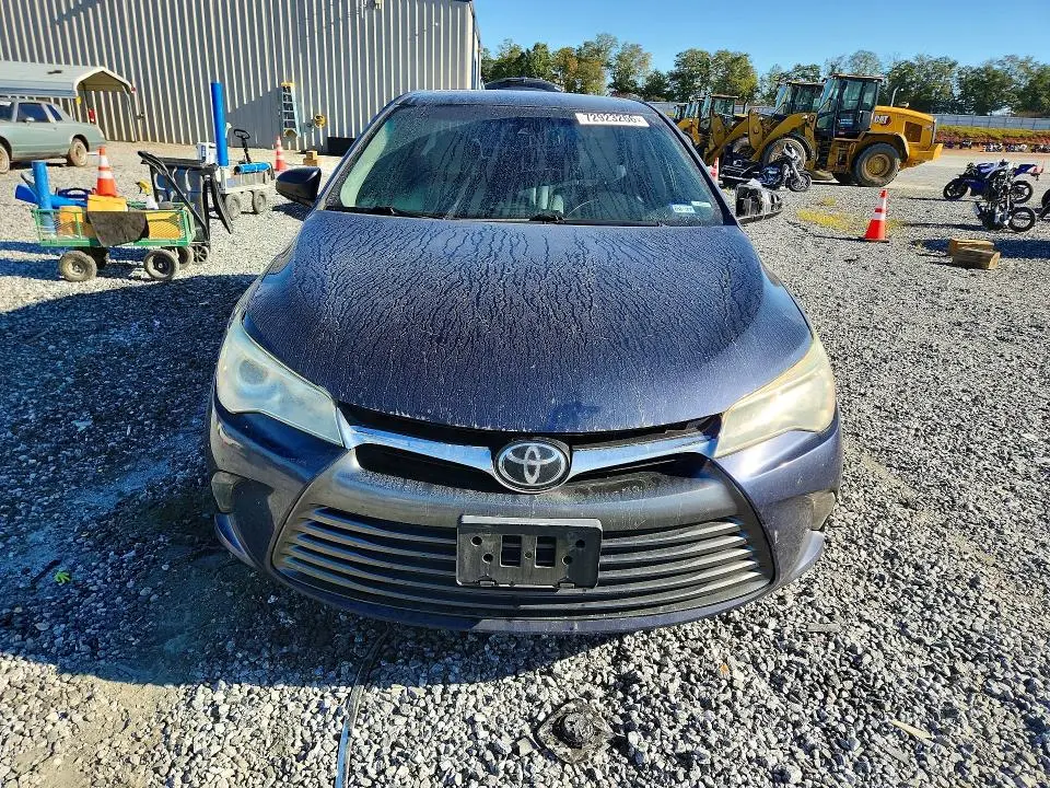 2016 TOYOTA CAMRY XLE  