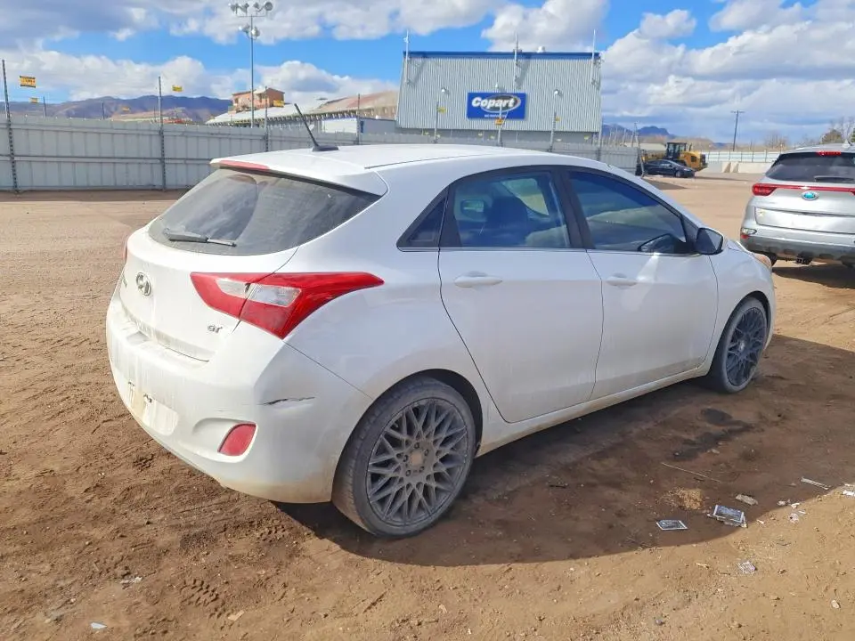 2017 HYUNDAI ELANTRA GT BASE  