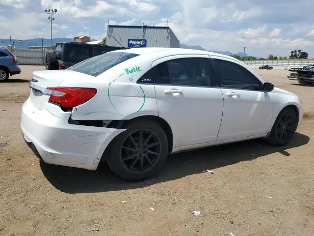 2013 CHRYSLER 200 LX  