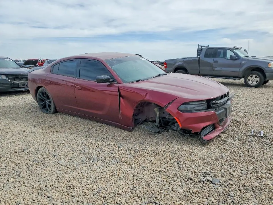 2018 DODGE CHARGER SXT  