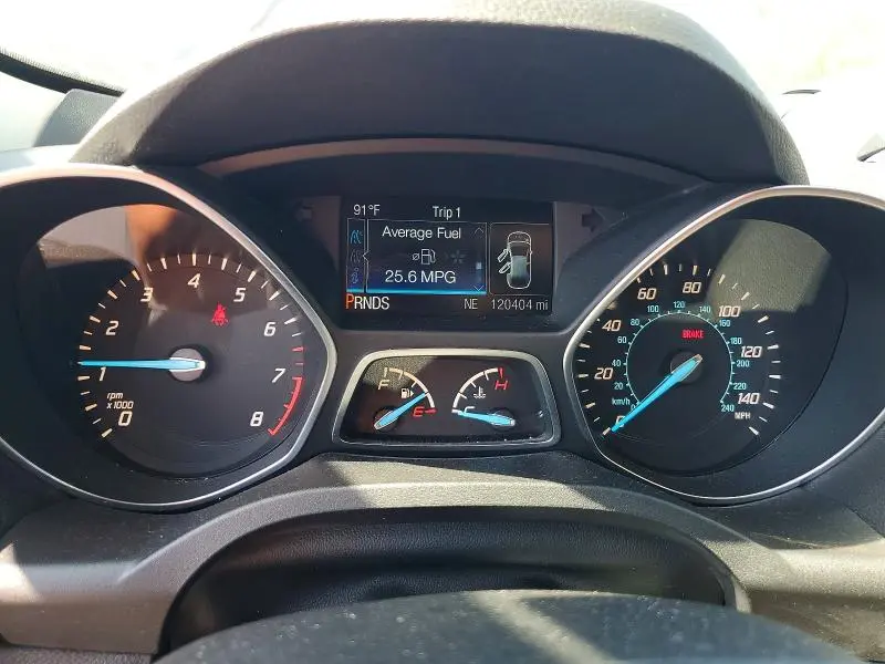 2015 FORD ESCAPE SE  
