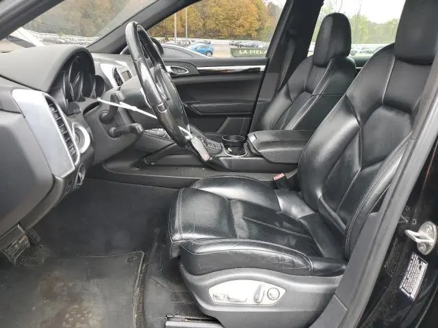 2014 PORSCHE CAYENNE   