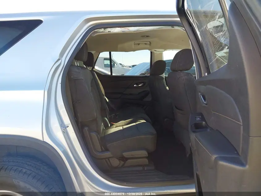 2019 CHEVROLET TRAVERSE LS