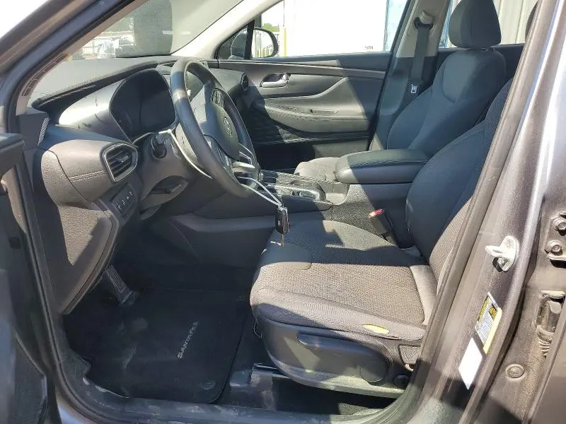 2019 HYUNDAI SANTA FE SE  