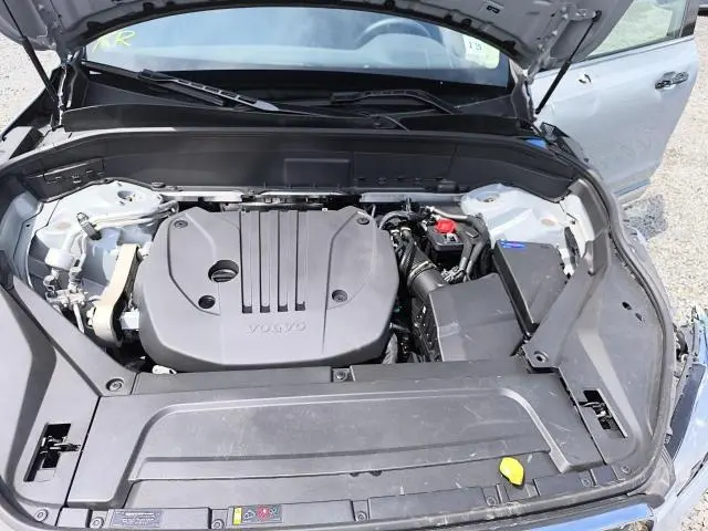 2024 VOLVO XC90 CORE  