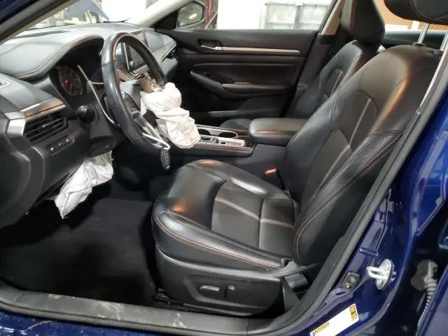 2024 NISSAN ALTIMA SR  