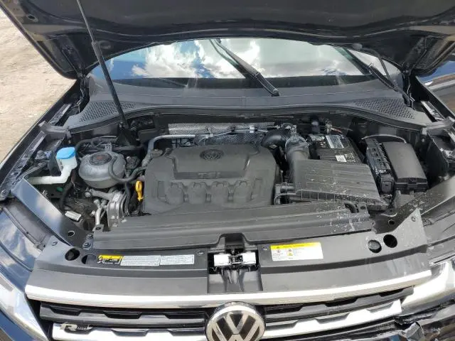 2021 VOLKSWAGEN TIGUAN SE  