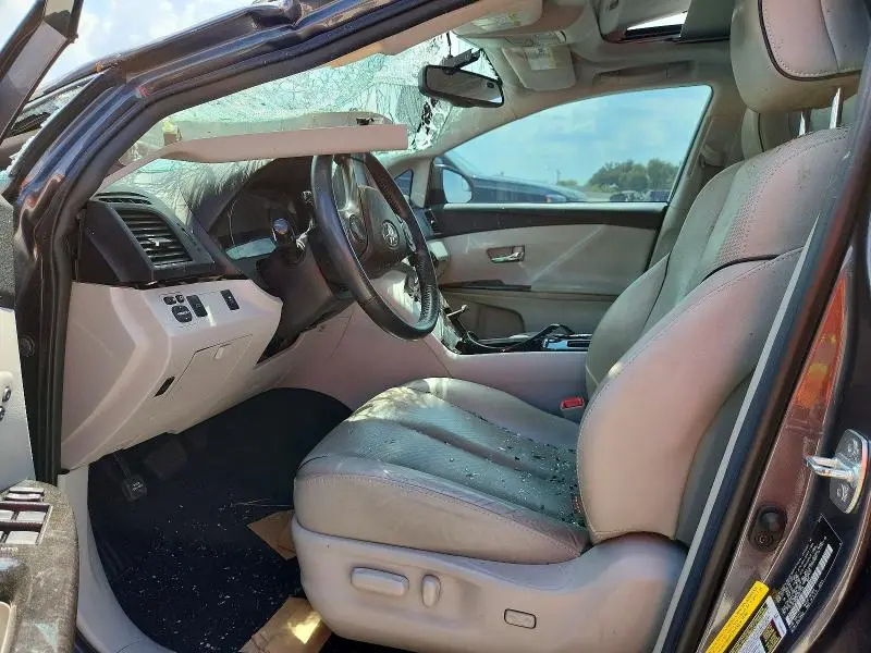 2015 TOYOTA VENZA XLE  