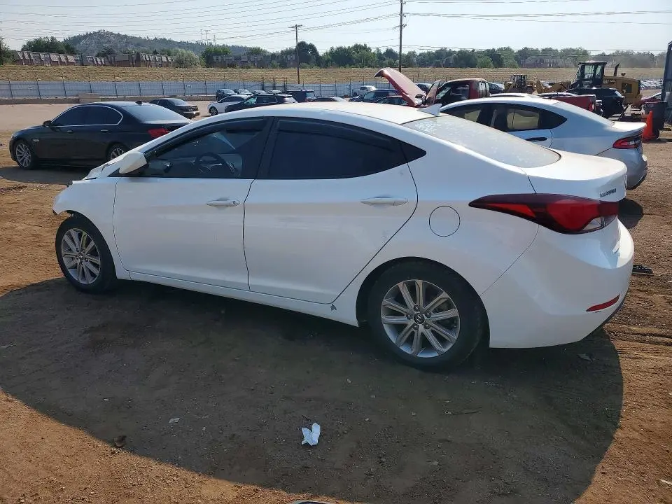 2014 HYUNDAI ELANTRA SE  