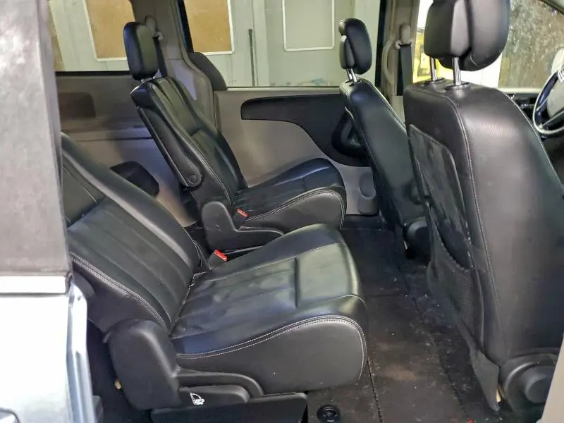 2012 CHRYSLER TOWN & COUNTRY TOURING  