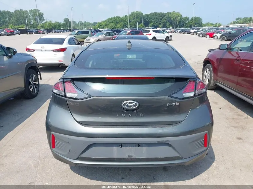 2021 HYUNDAI IONIQ PLUG-IN HYBRID SE