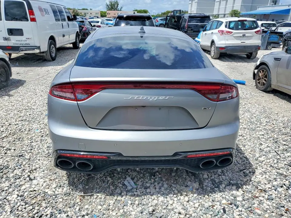 2023 KIA STINGER GT2  