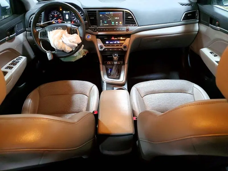 2017 HYUNDAI ELANTRA LIMITED  