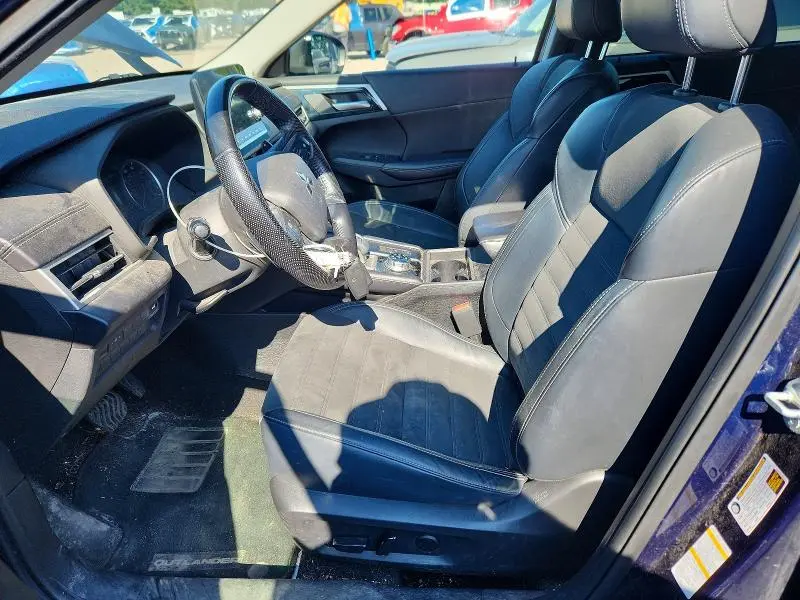 2022 MITSUBISHI OUTLANDER SE  