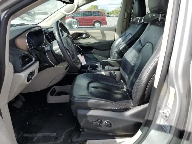 2017 CHRYSLER PACIFICA TOURING L  