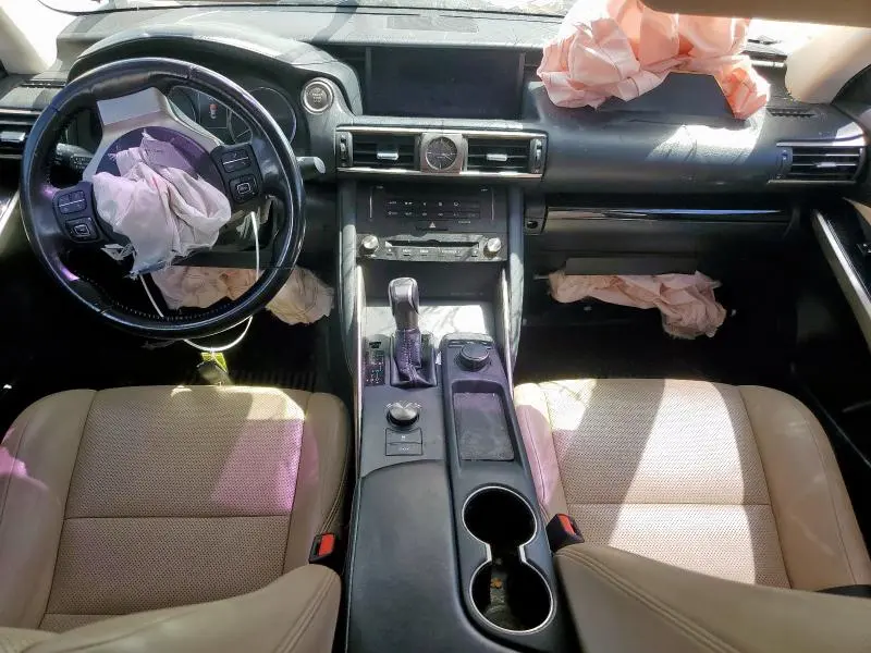 2018 LEXUS IS 300
