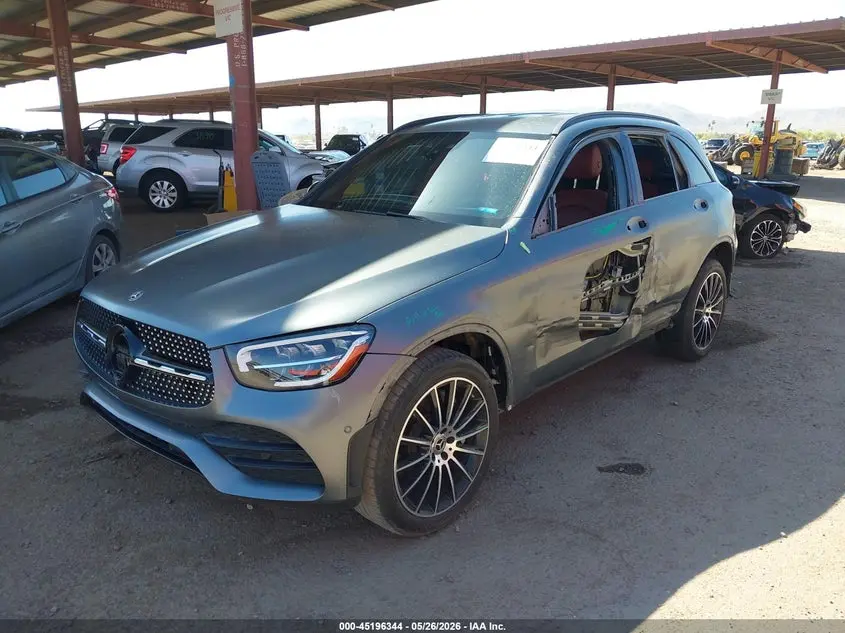 2020 MERCEDES-BENZ GLC 300  
