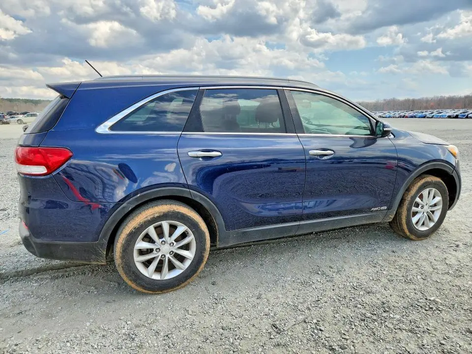 2018 KIA SORENTO LX V6  