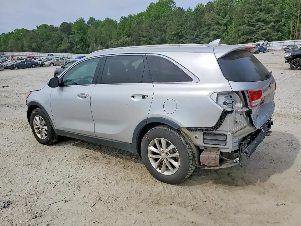 2016 KIA SORENTO LX  