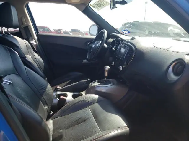 2011 NISSAN JUKE S