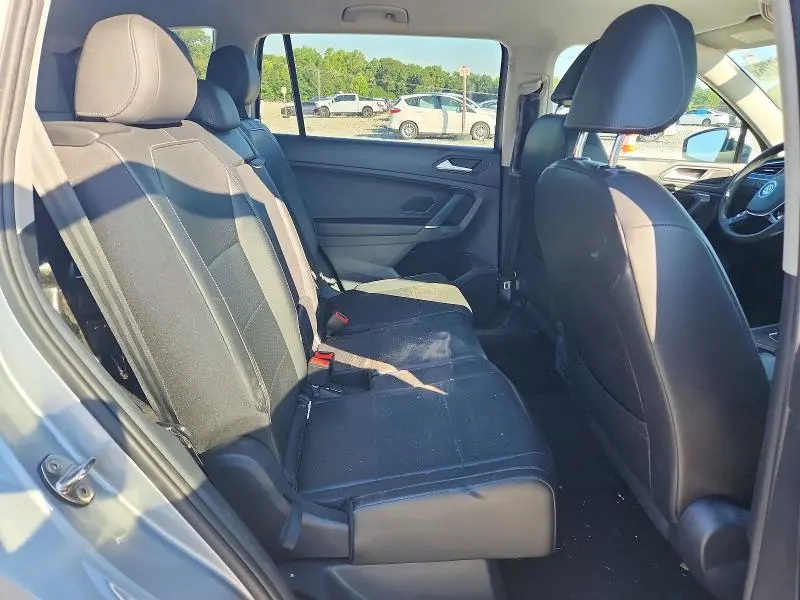 2020 VOLKSWAGEN TIGUAN SE  