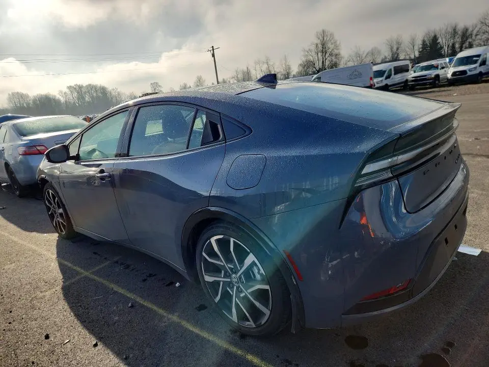 2024 TOYOTA PRIUS   
