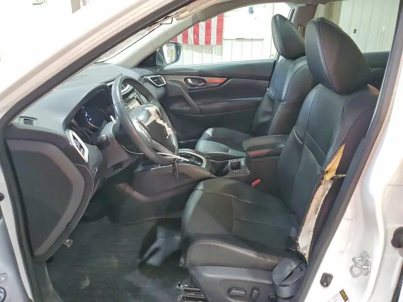 2016 NISSAN ROGUE SL  