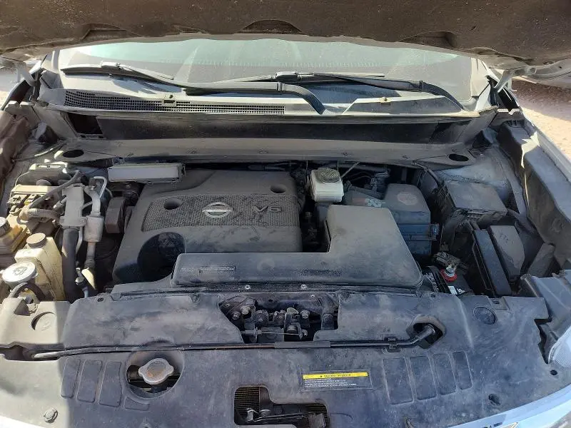 2015 NISSAN PATHFINDER SV  