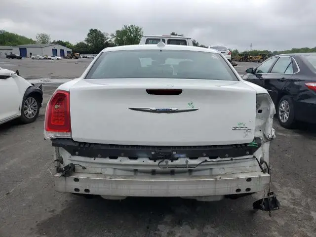 2017 CHRYSLER 300C   