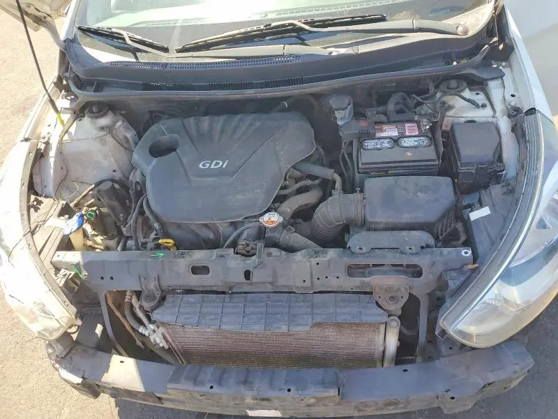 2013 HYUNDAI ACCENT GS  