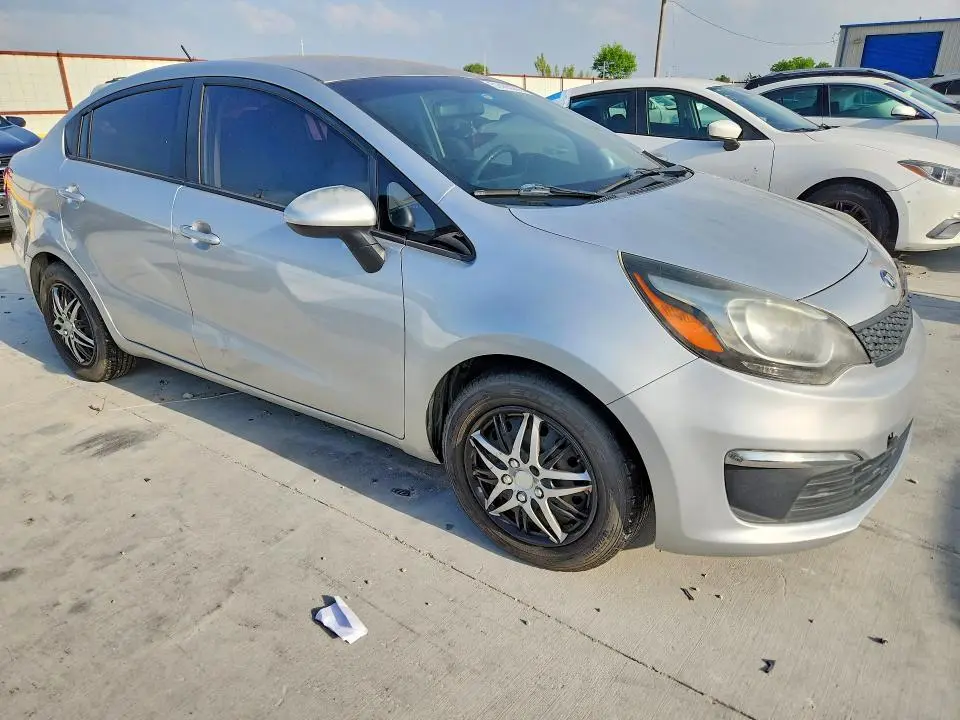 2017 KIA RIO   