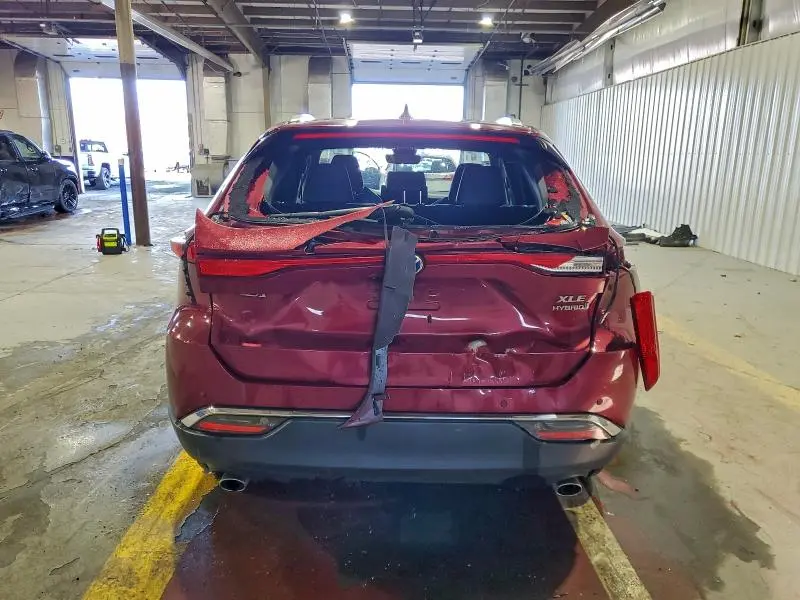 2021 TOYOTA VENZA LE  