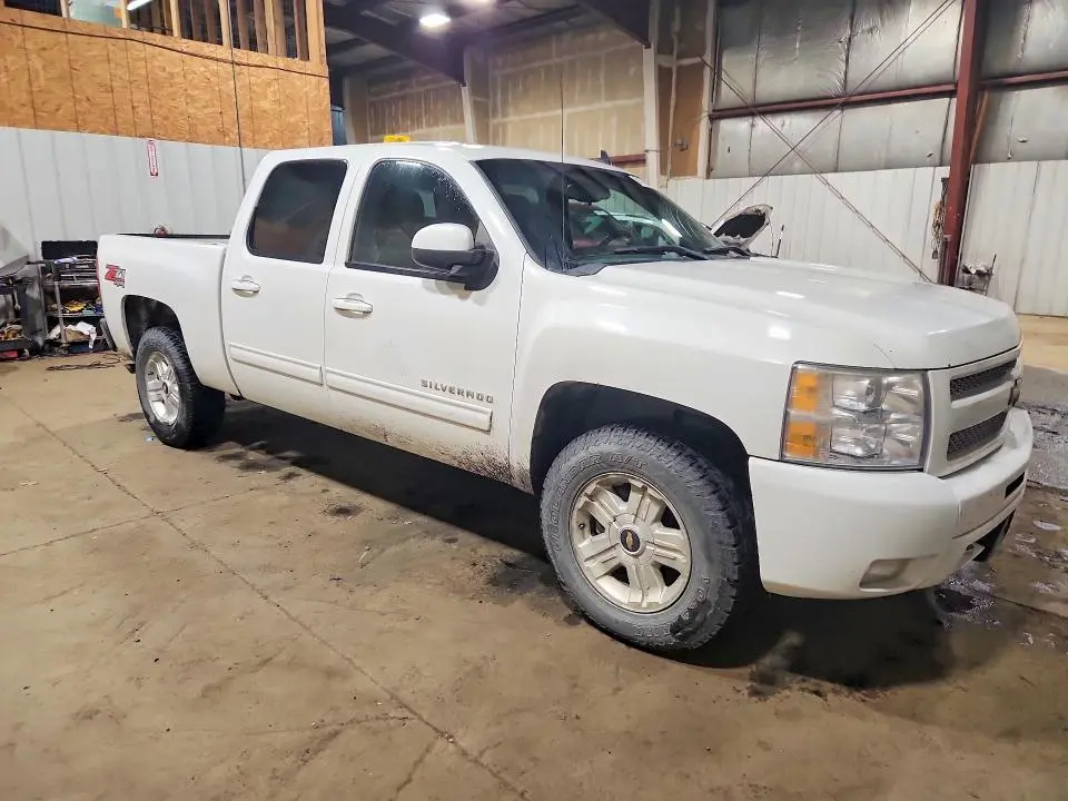 2010 CHEVROLET SILVERADO K1500 LT  