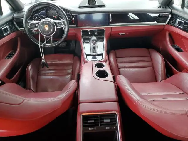 2018 PORSCHE PANAMERA 4  