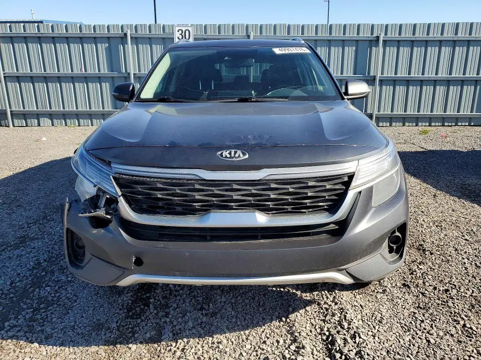 2021 KIA SELTOS S  