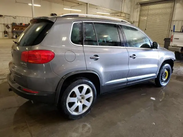 2012 VOLKSWAGEN TIGUAN S  