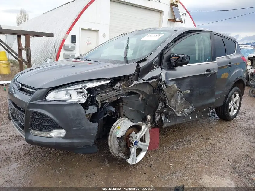 2015 FORD ESCAPE SE