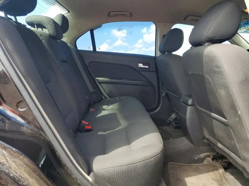 2011 FORD FUSION SE  